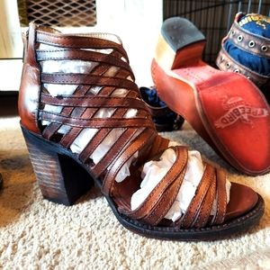 Freebird 🔥🔥SALE🔥🔥 today only